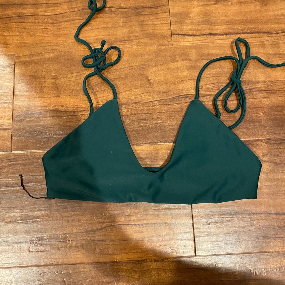 Stone fox swim top - Picture 2 of 4